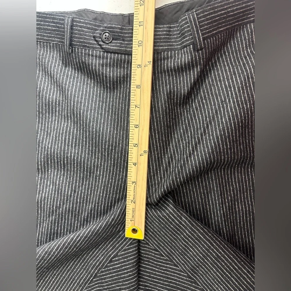 Calvin Klein Mens Gray Wool Cashmere Pinstriped Suit Sz 41R & Pants Sz 36x30